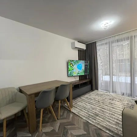Cosy 5 بانسكو