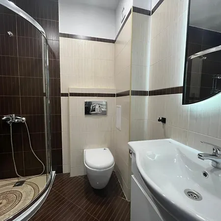 Cosy 5 דירה בנסקו